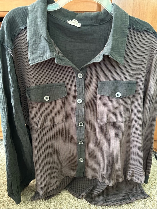POL Tops - NWOT POL CHARCOAL SHACKET